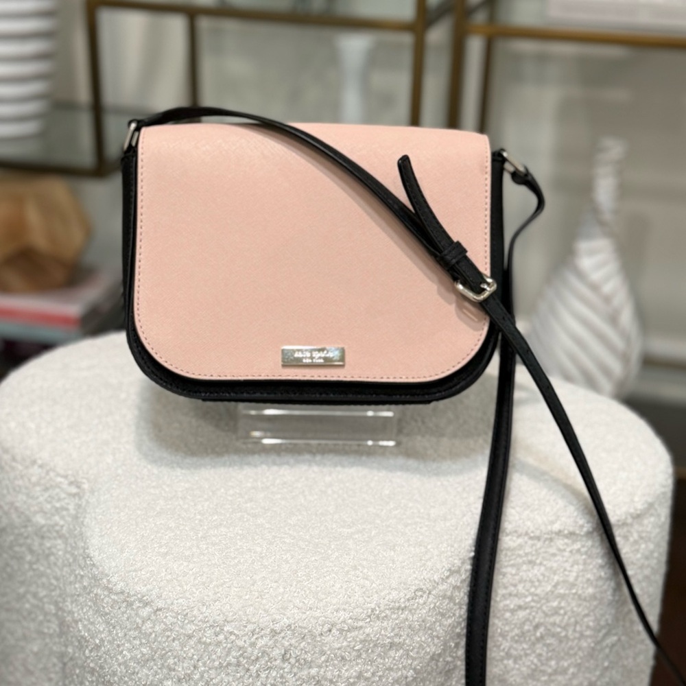 Kate Spade Blush and Black Crossbody - Picture 4 of 17